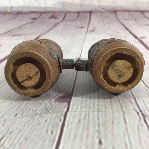 Vintage Wood Lantern Souvenir Philadelphia Zoo Salt and Pepper Shaker Pa… - Picture 7 of 7